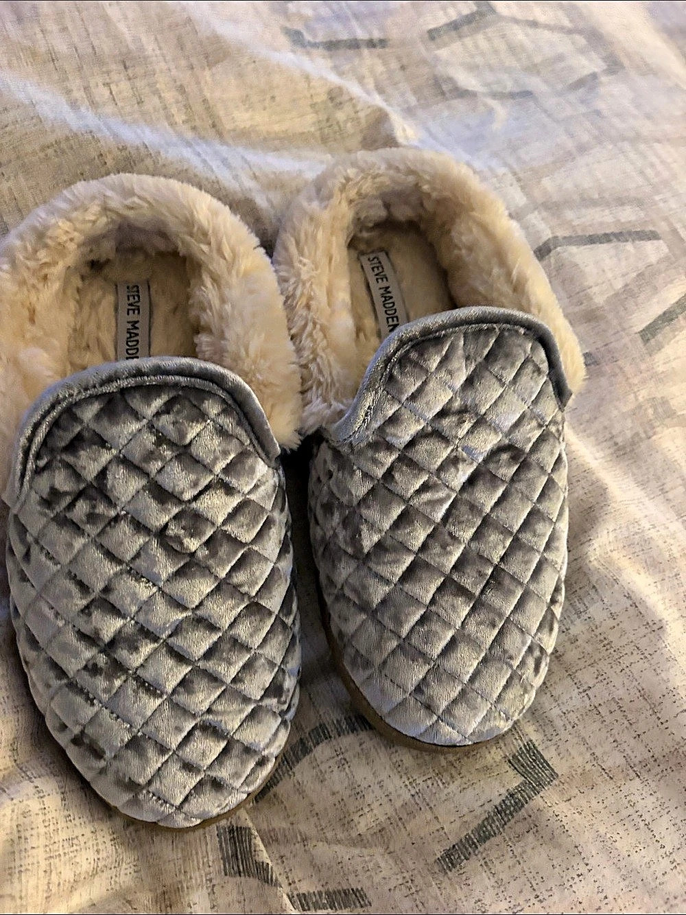 Steve Madden Chex Quilted Slide Slipper Slippers Gray